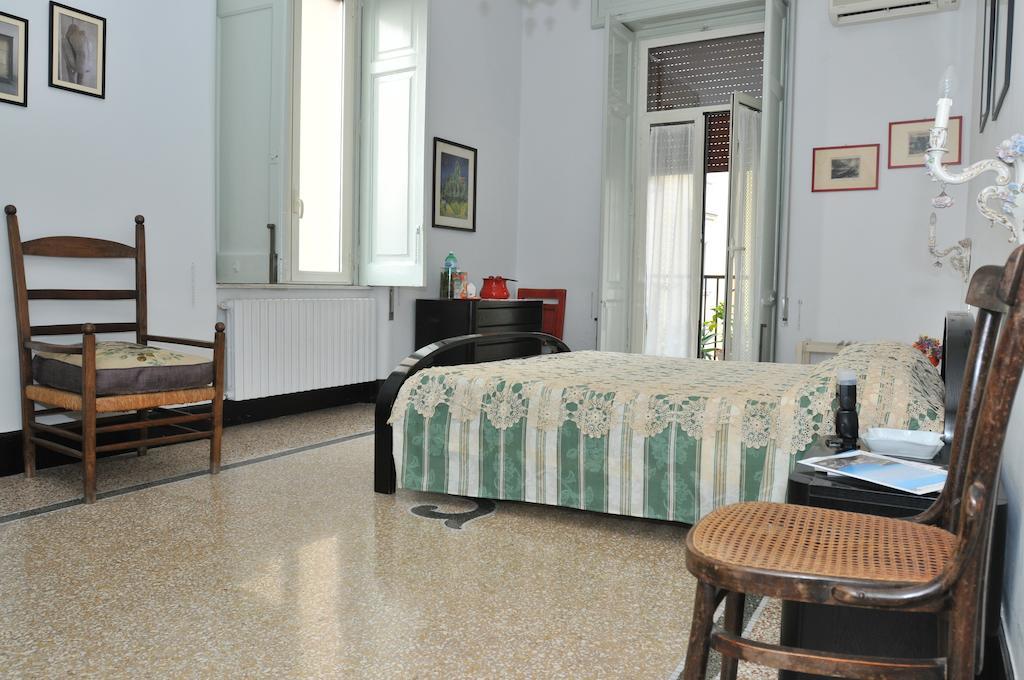 La Concordia Bed&Breakfast Nápoles Habitación foto